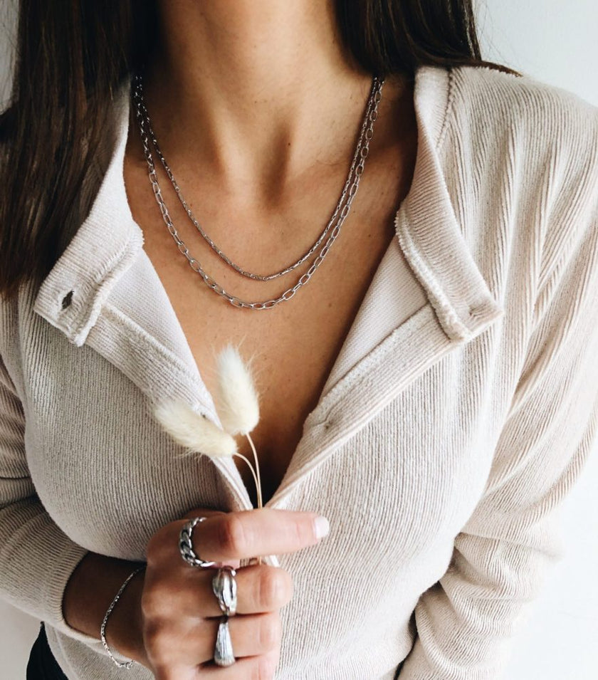 Colar Izae Malha Rectangular em Prata