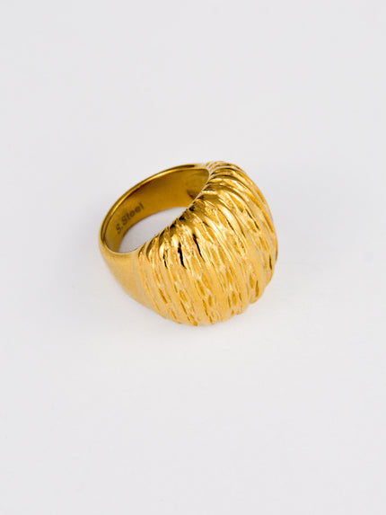 Anel em Aço Dourado Robusto