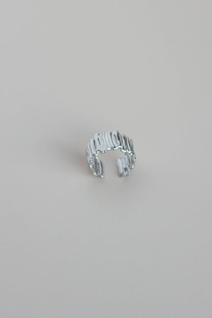 Anel em Aço Dourado ou Prateado Trabalhado