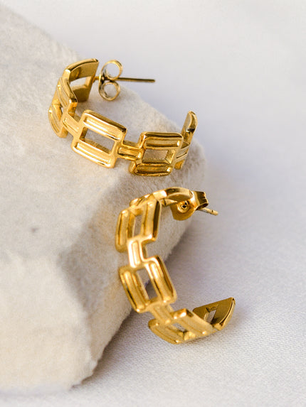 Argolas em Aço Dourados Grandes com Malha