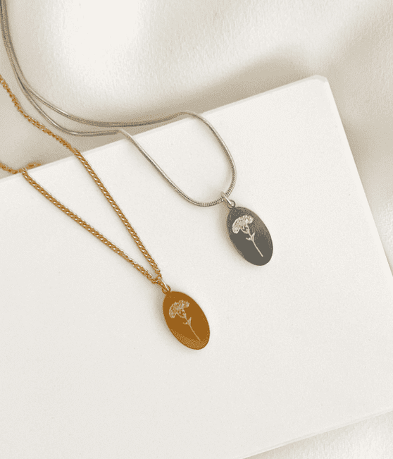 Colar Liberdade com Cravo em Aço Dourado ou Prateado