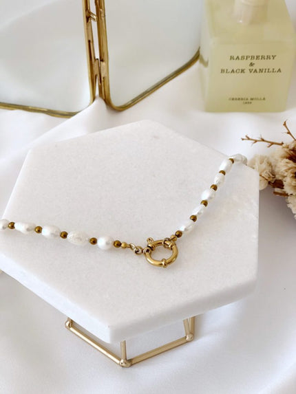 Colar em Aço com Esferas, Pérolas de Água Doce e Fecho Circular