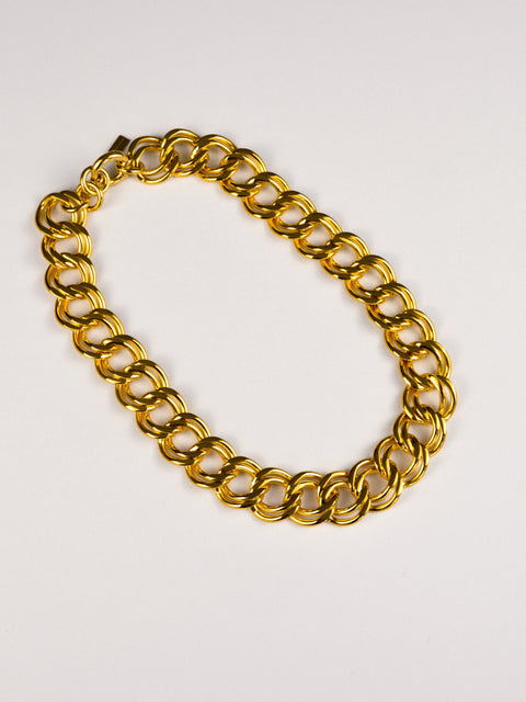 Colar em Aço Dourado Contemporâneo com Malha Dupla Larga