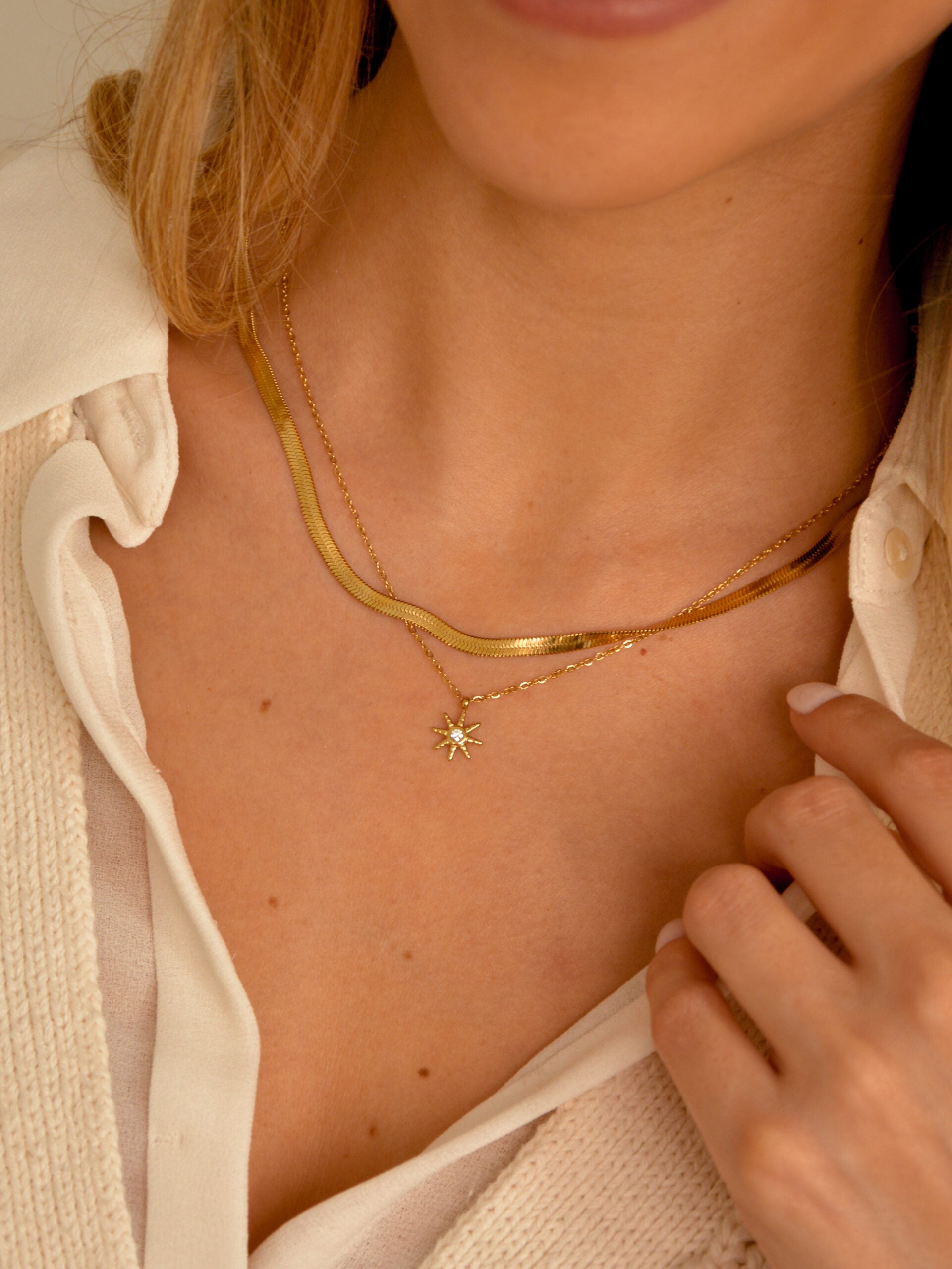 Colar em Aço com Estrela e Brilhante