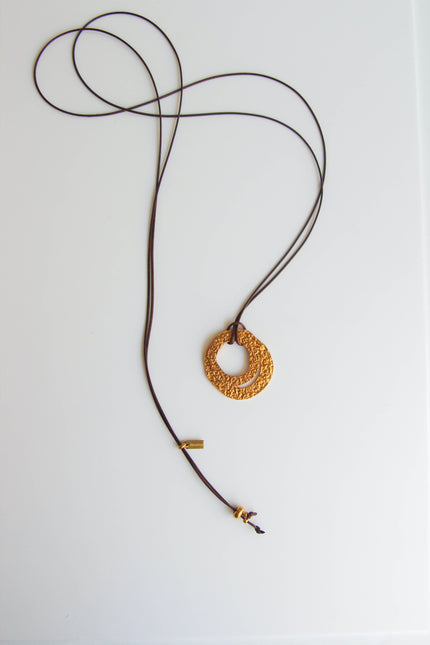 Colar Versátil com Dois Pendentes em Aço