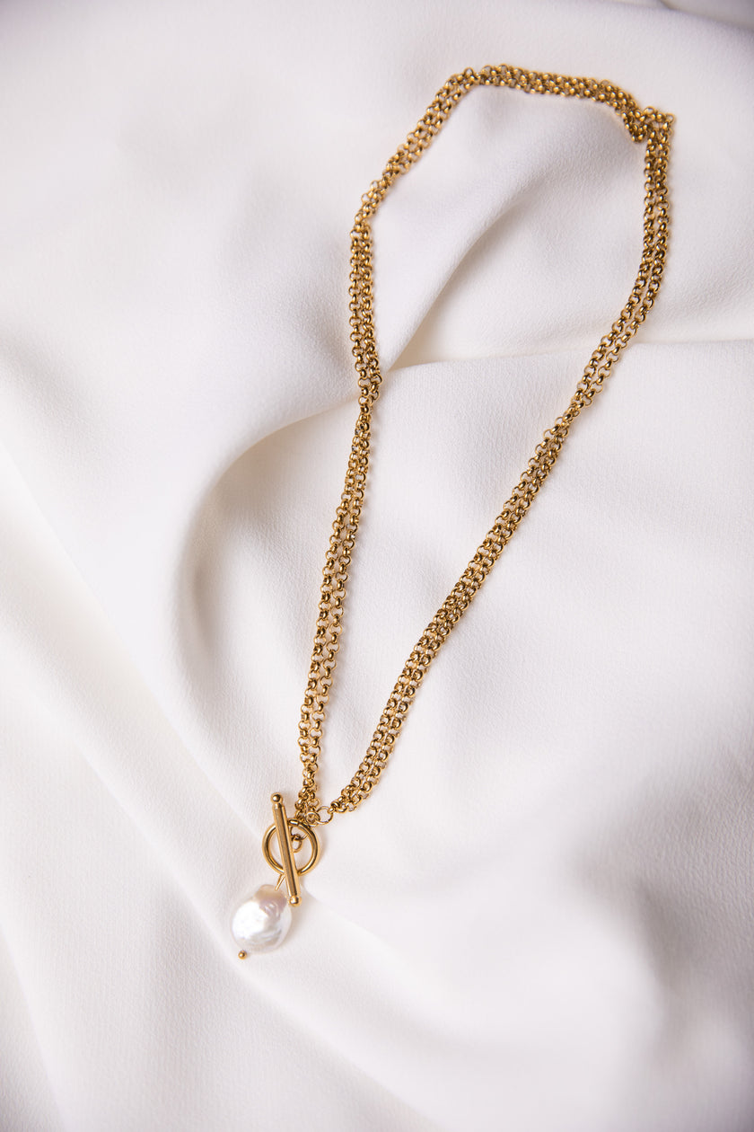 Double Gold Plated Steel Necklace with Freshwater Pearl