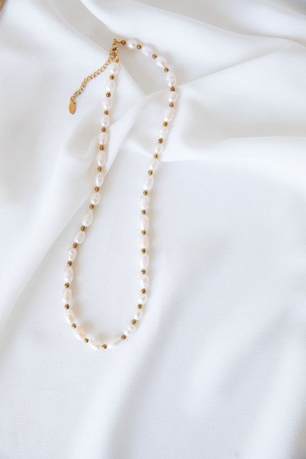 Colar em Aço com Esferas e Pérolas de Água Doce