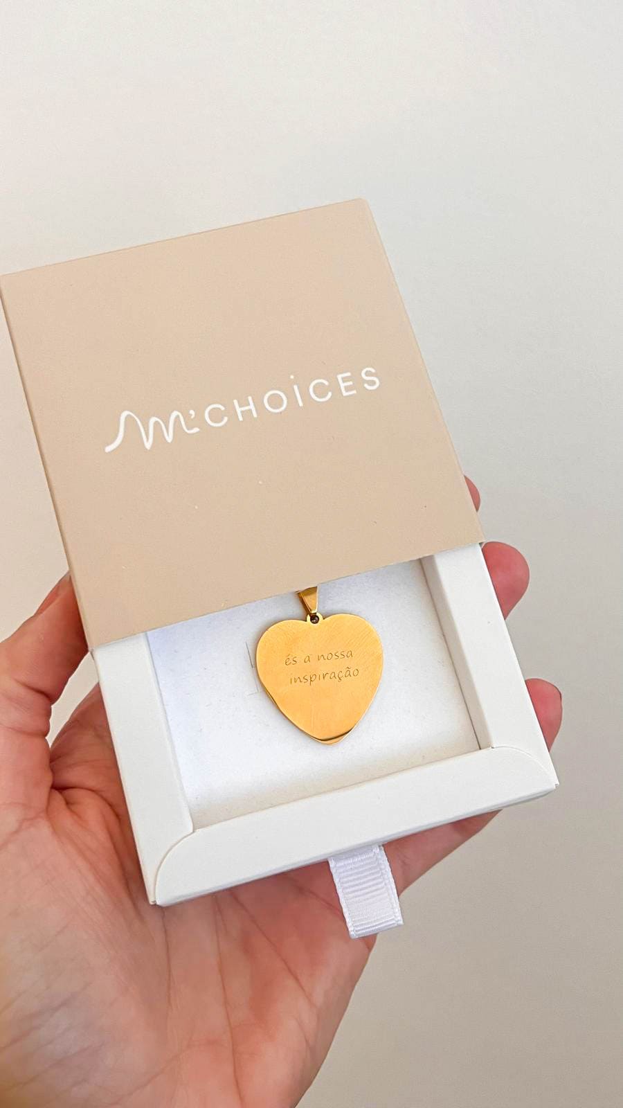 Colar em Aço com Medalha Personalizada | Gravação de Texto