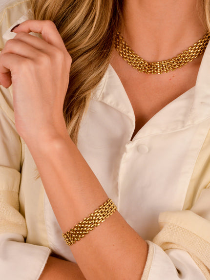 Pulseira em Aço com Malha Achatada Larga Dourada ou Prateada