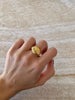 Anel em Aço Dourado Minimalista Robusto Ondular
