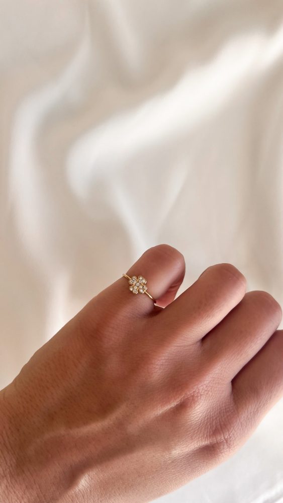 Anel para o Mindinho com Zircónias Flor