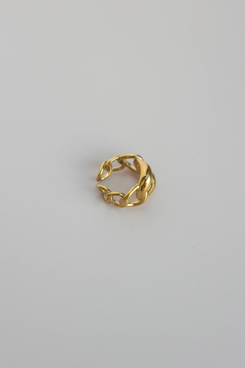 Anel em Aço Dourado Robusto com Malha Larga