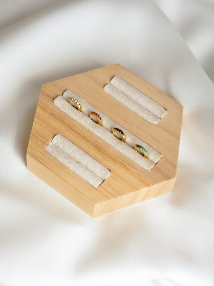 Argolas em Aço Douradas Coloridas com Zircónias