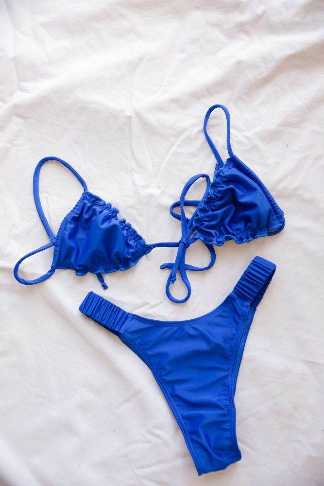 Biquini Azulão Top Frufru e Cueca Alta Franzida