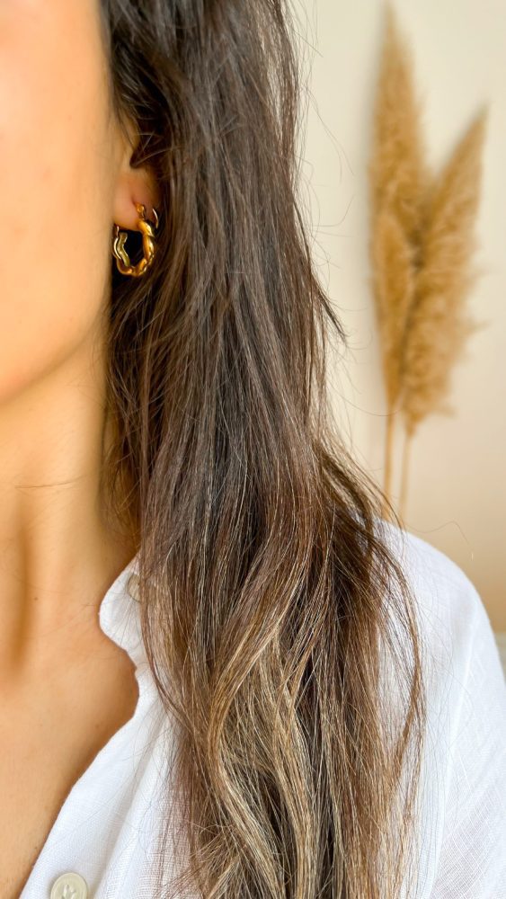 Brincos em Aço Dourados ou Prateados Ondulados