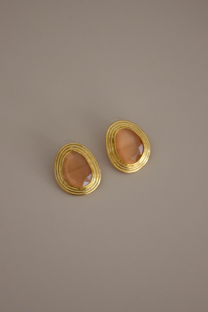 Brincos Dourados Grandes em Latão com Pedra Salmão