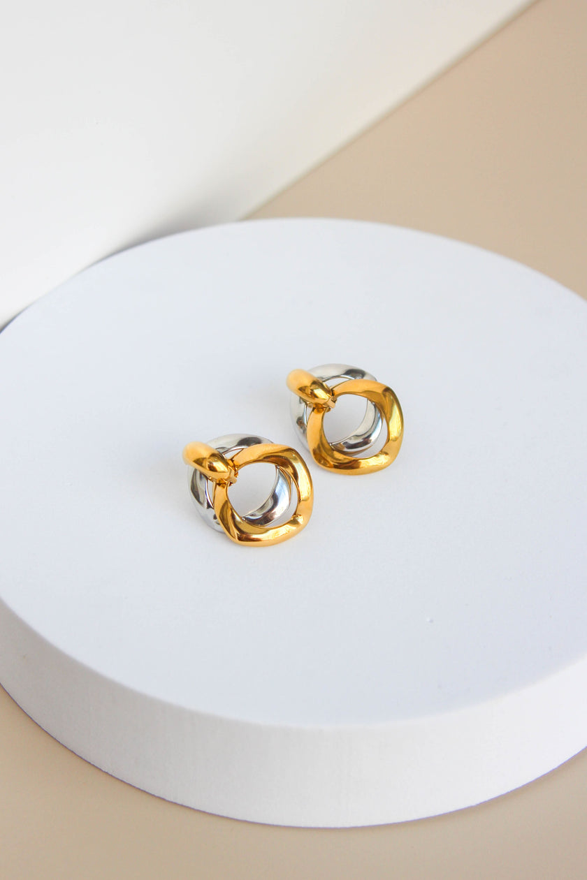 Brincos Vintage em Aço Dourados e Prateados