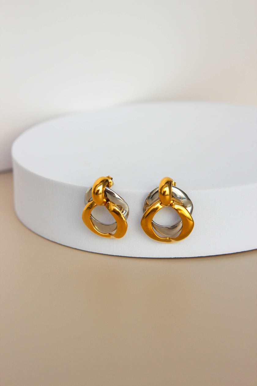 Brincos Vintage em Aço Dourados e Prateados