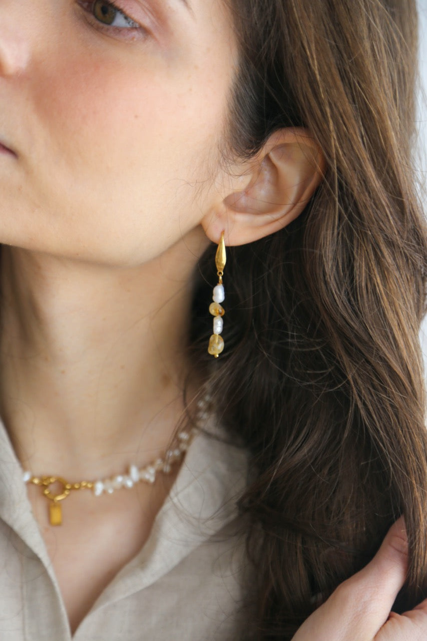 Brincos de Pérolas Naturais e Ágata Amarela