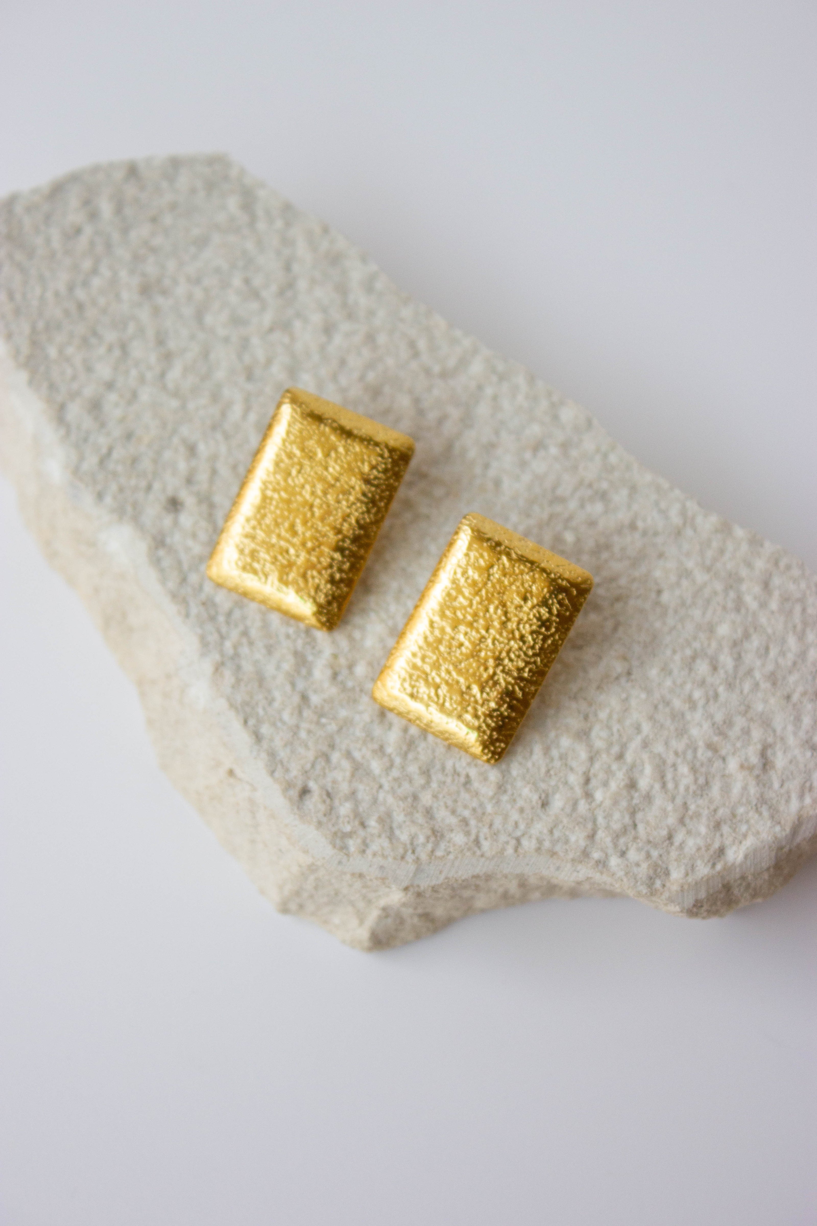 Rectangular Gold-Plated Steel Earrings with Texture