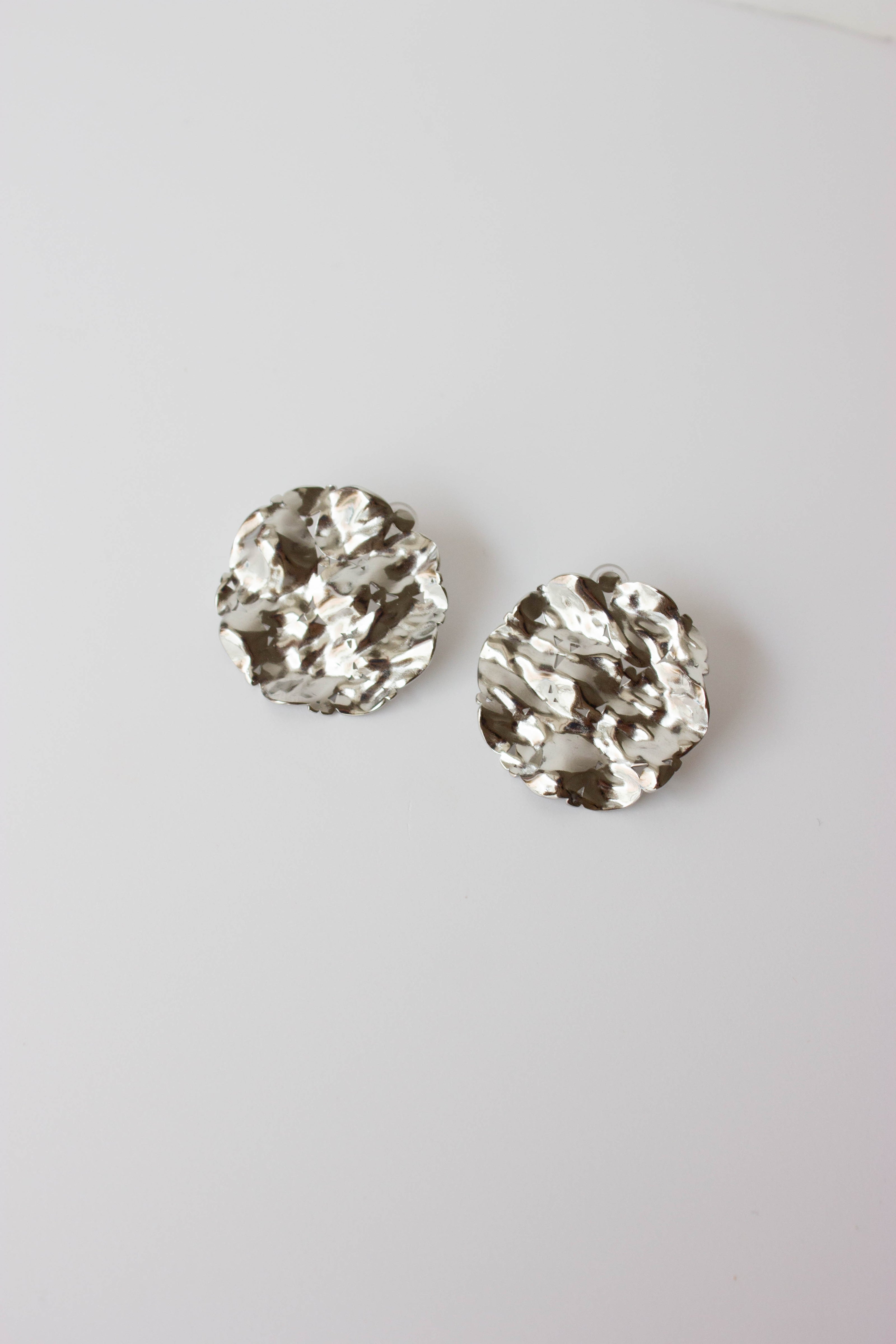 Round Gold-Plated Steel Earrings with Gold or Silver Texture