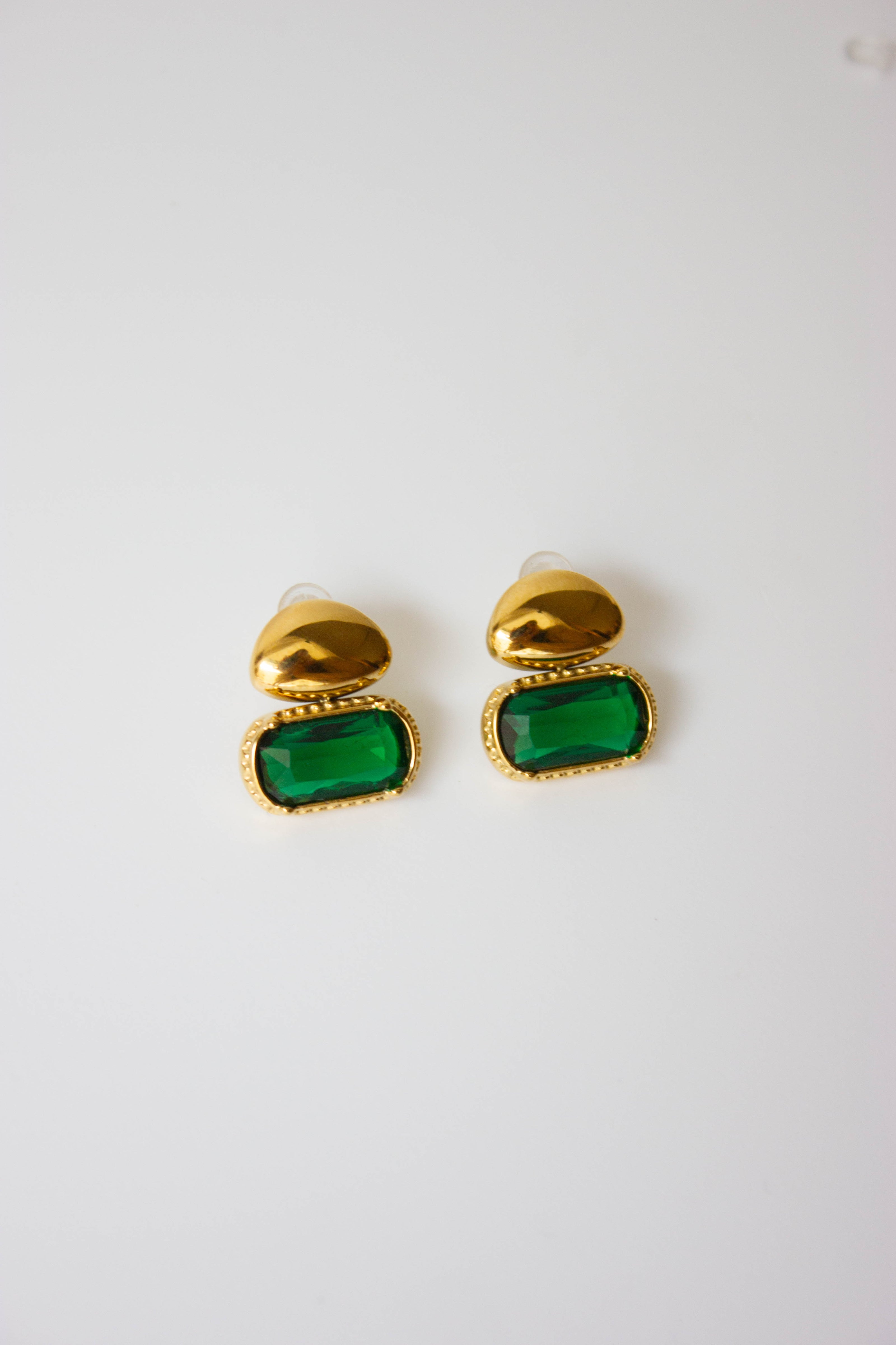 Gold-plated steel earrings with a green stone.