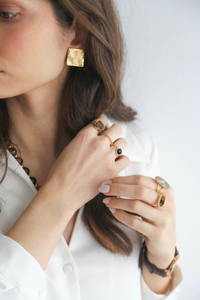 Brincos em Aço de Mola Quadrados Grandes com Textura