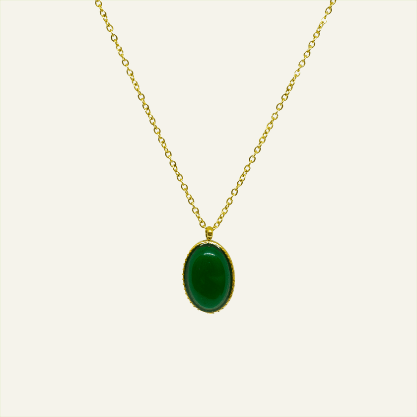Colar em Aço Dourado com Pedra Oval Verde