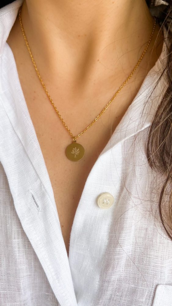 Colar em Aço Dupla Gravura com Silhueta Feminina de Frente