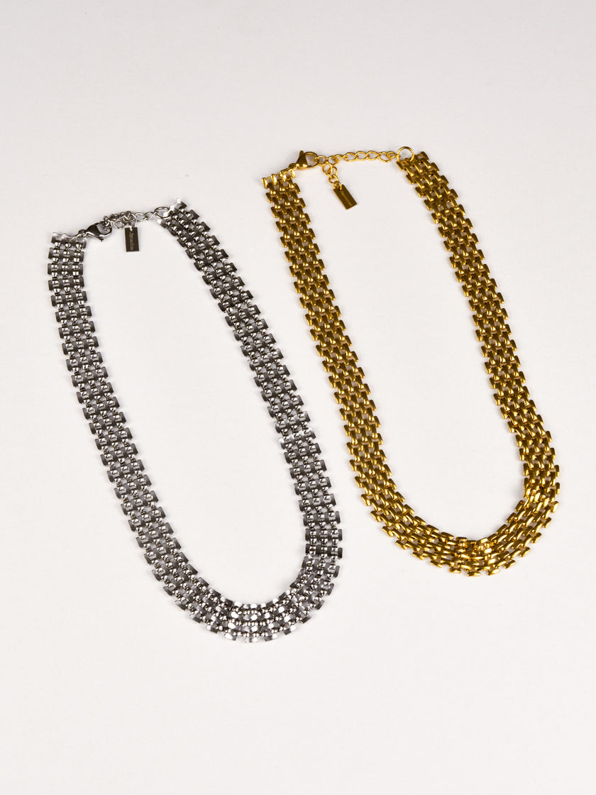 Colar em Aço com Malha Achatada Larga Dourada ou Prateada