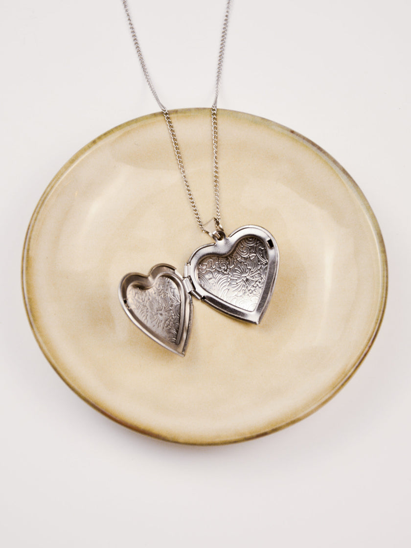 Colar em Aço com Medalha Coração para colocar fotografia