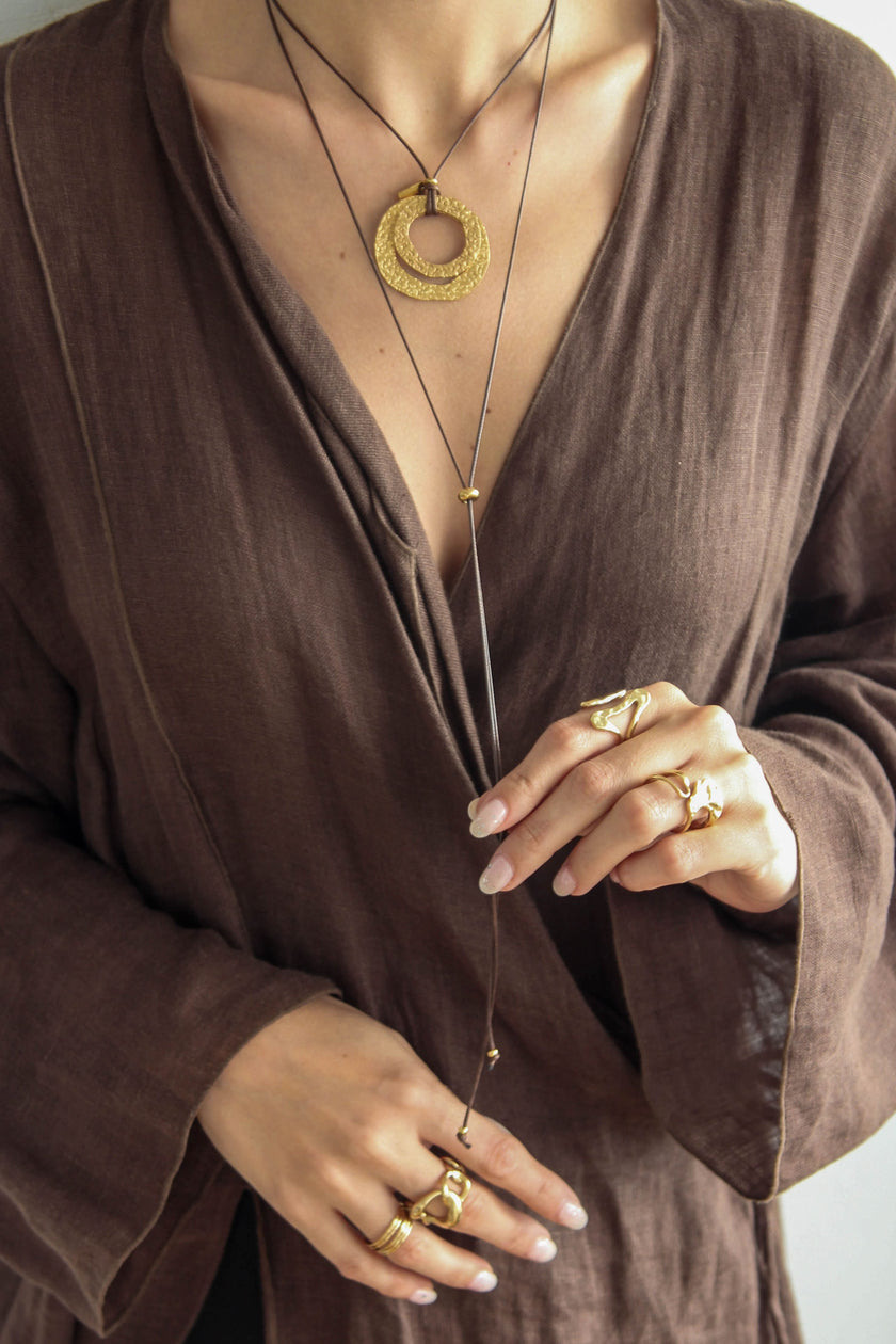 Colar Versátil com Dois Pendentes em Aço