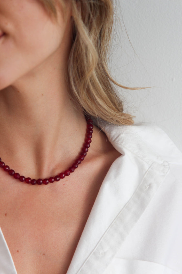 Necklace with Tiny Burgundy Agate Stones 