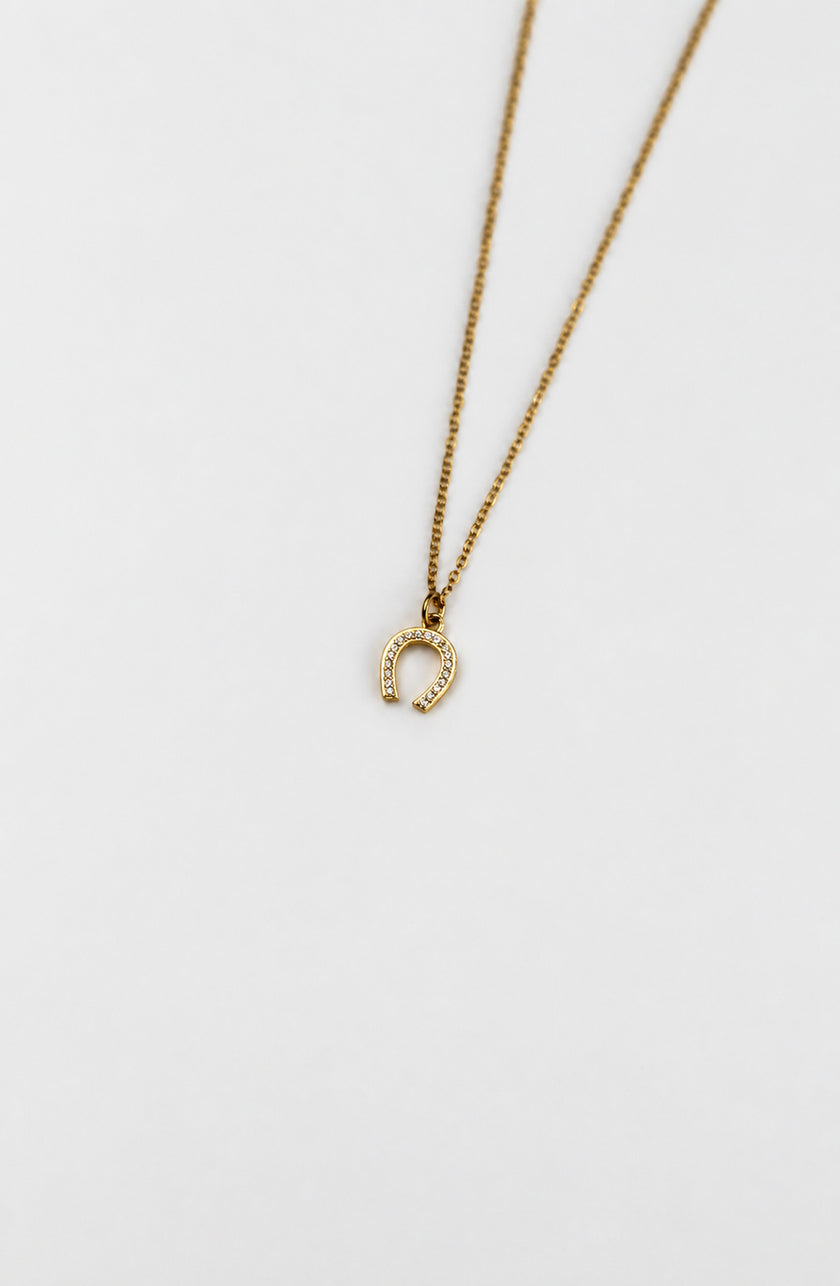 Colar com Pendente Ferradura com Zircónias