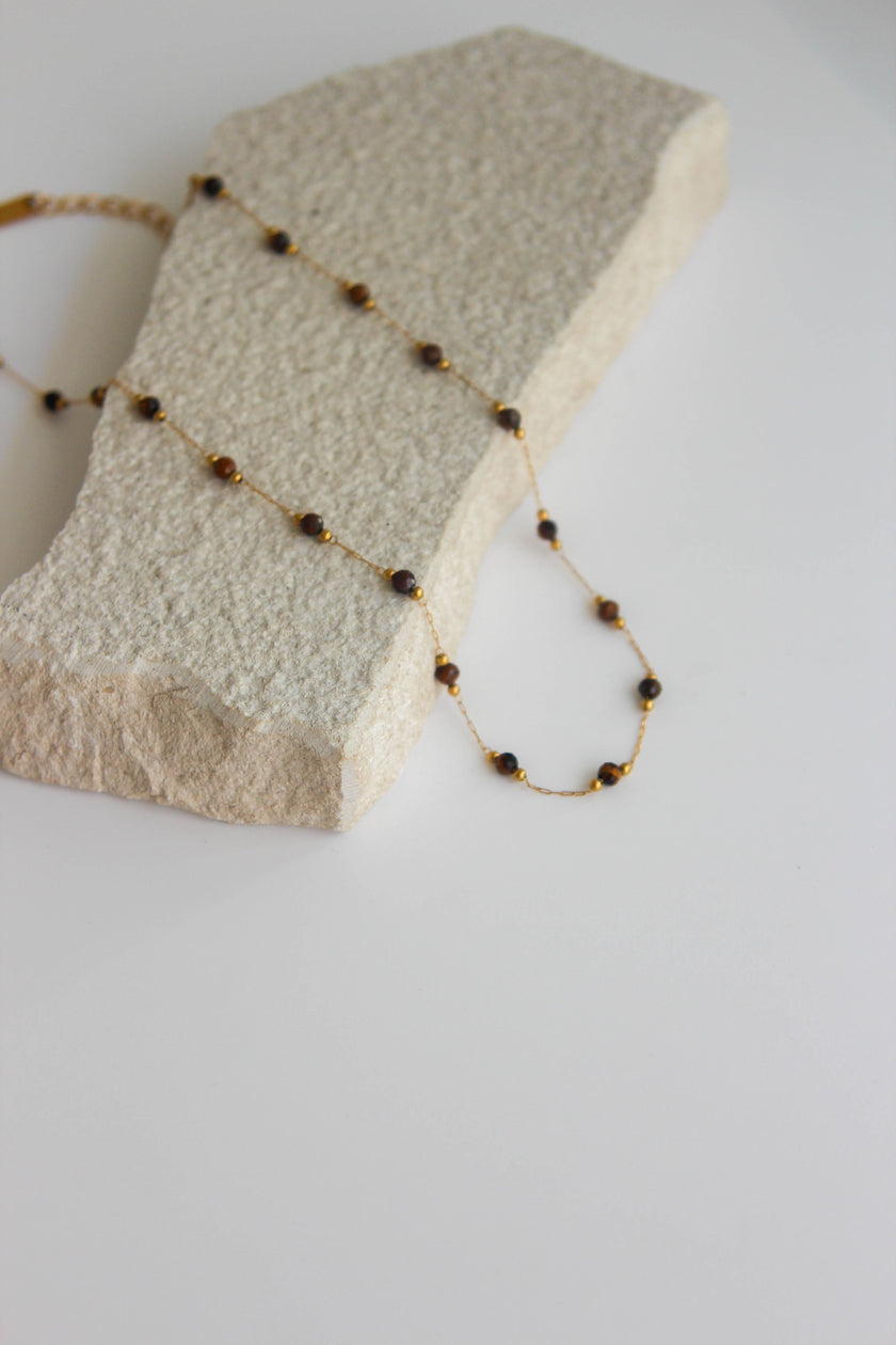 Colar de Pedras Naturais Castanhas Pequeninas