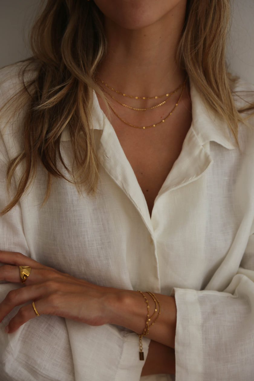 Pulseira em Aço Dourada Minimalista Tripla