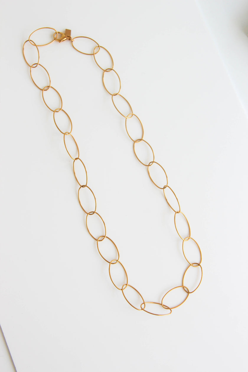 Colar em Aço Dourado com Elos