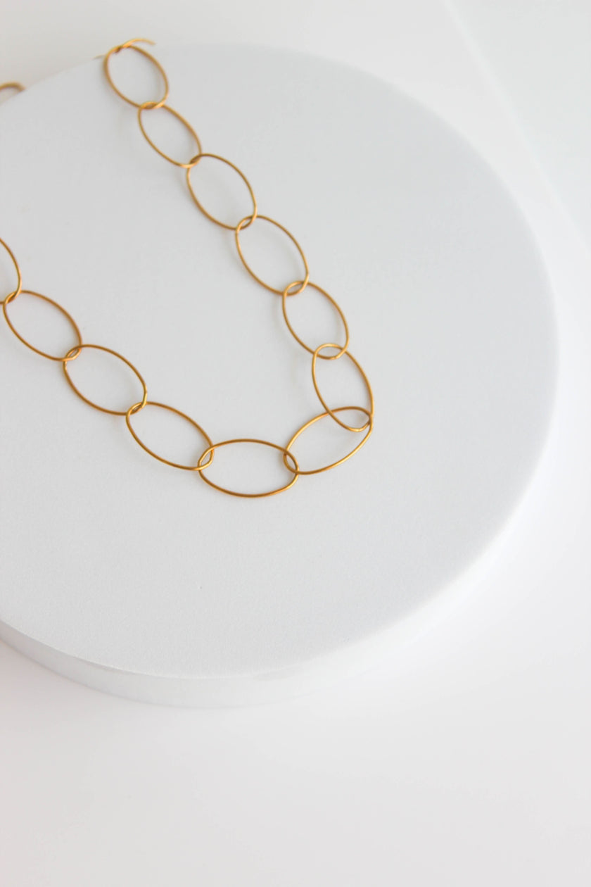 Colar em Aço Dourado com Elos