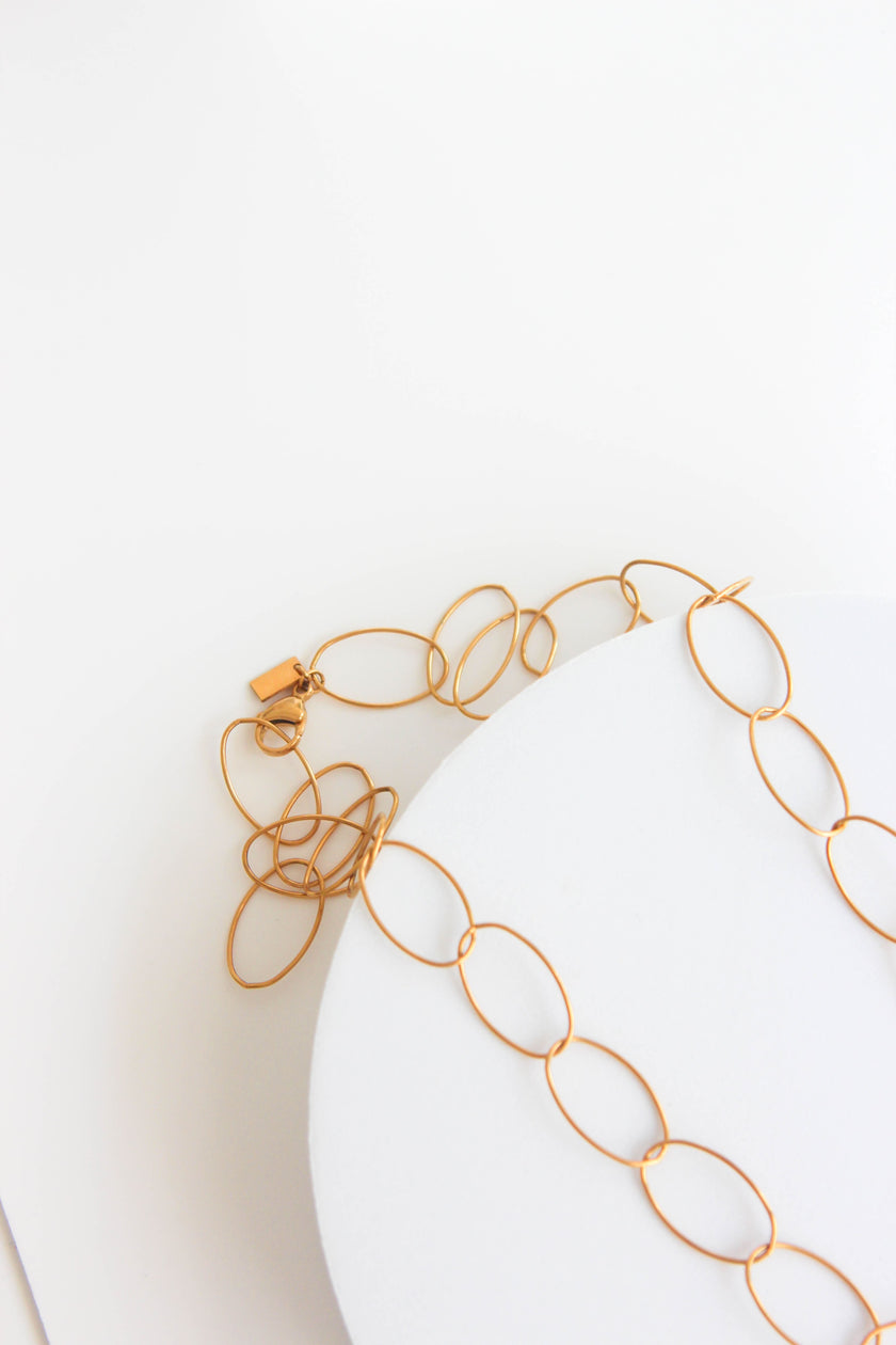 Colar em Aço Dourado com Elos