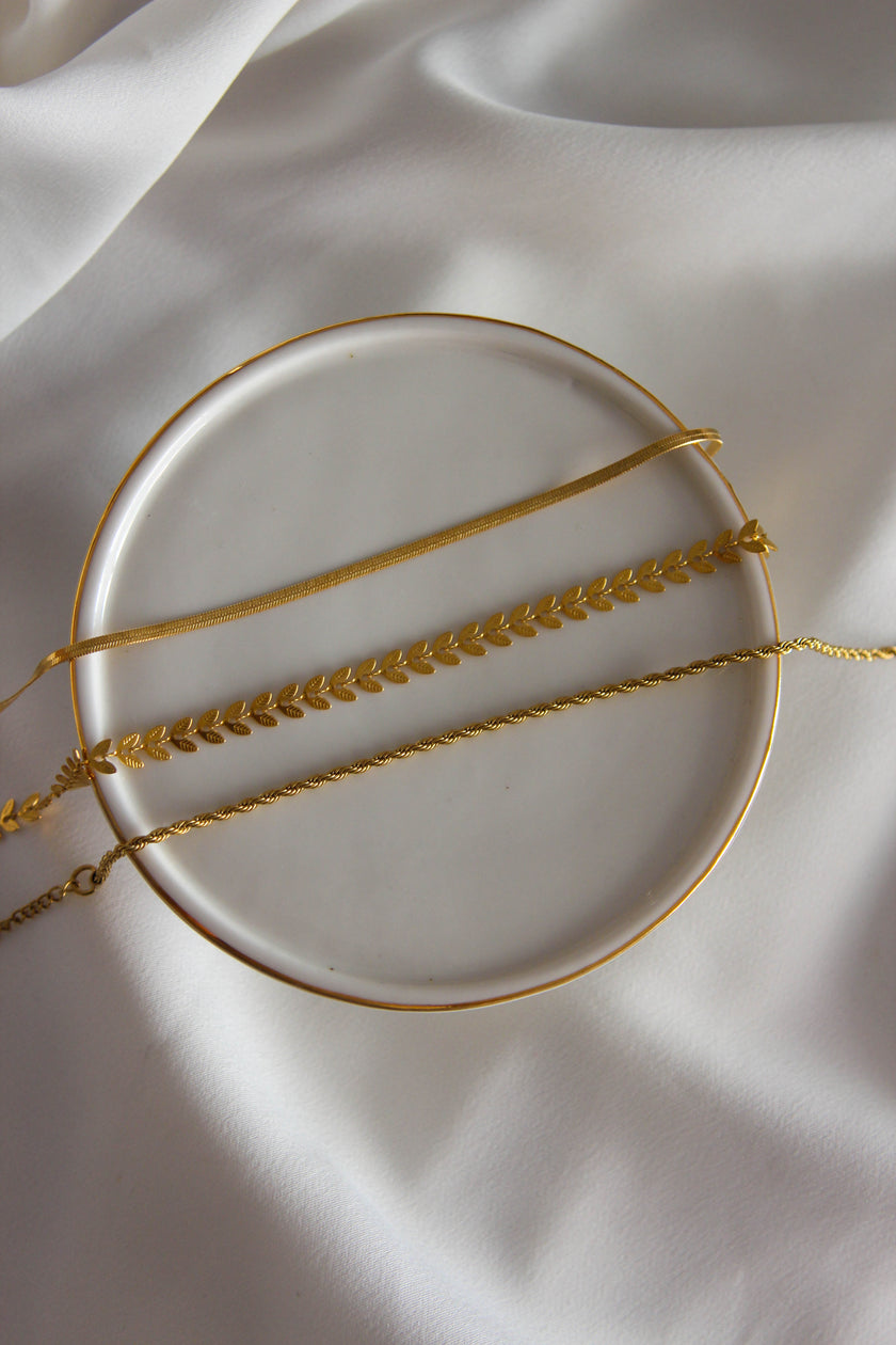 Conjunto de 3 Pulseiras para o Pé em Aço Douradas