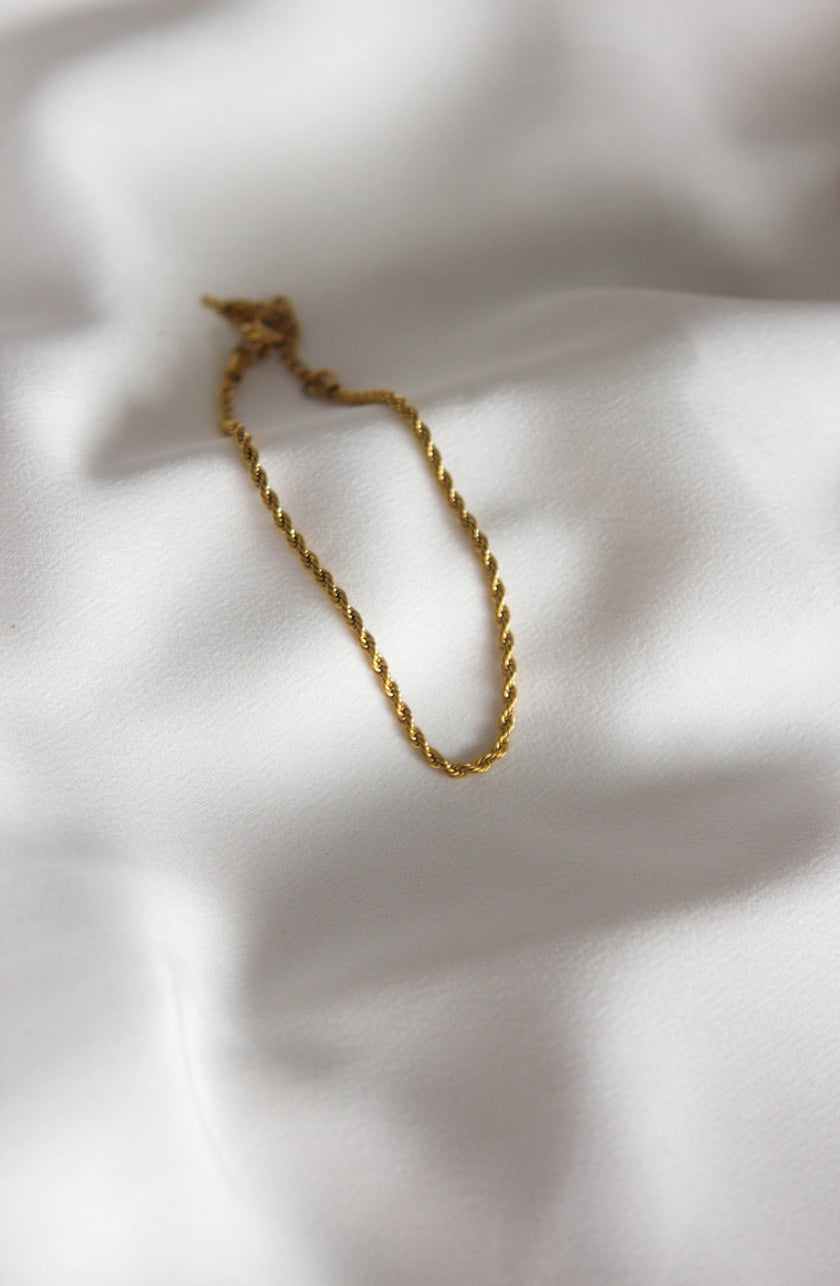 Gold or Silver Interlaced Steel Foot Bracelet