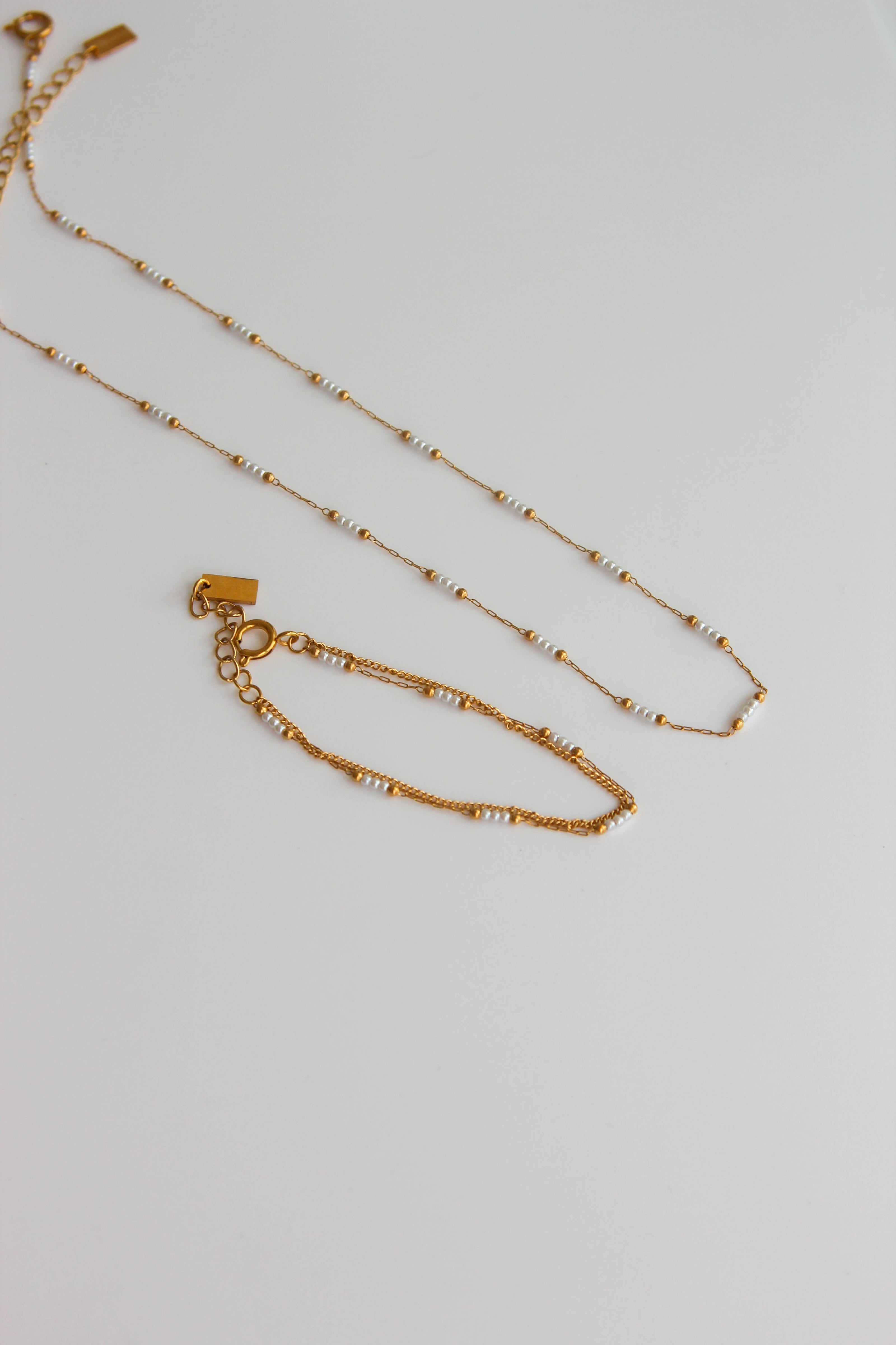 Conjunto de Esferas e Pérolas Pequeninas