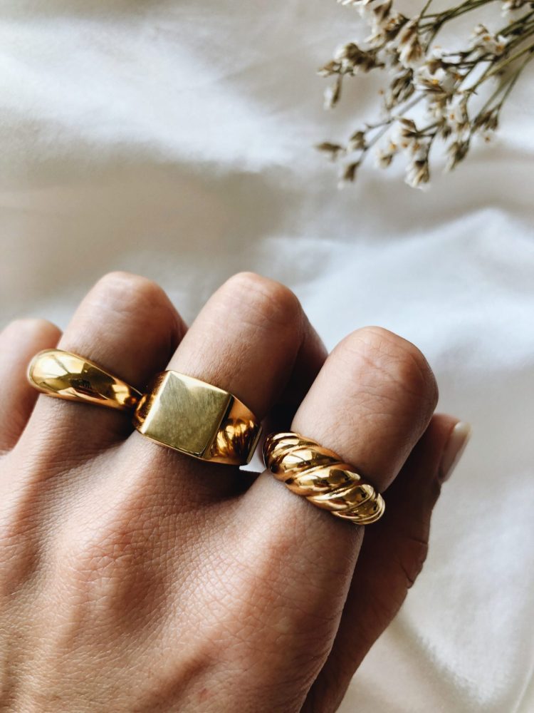 Anel Meissa Traçado em Prata com Banho de Ouro 24K