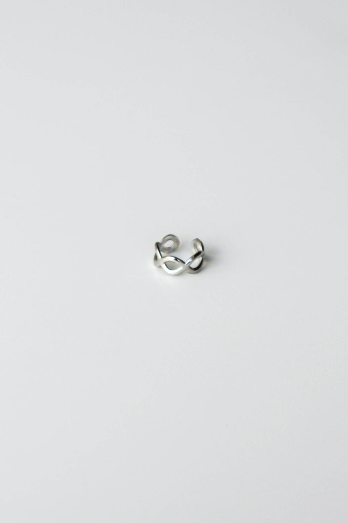 Earcuff em Aço Infinito Dourado ou Prateado