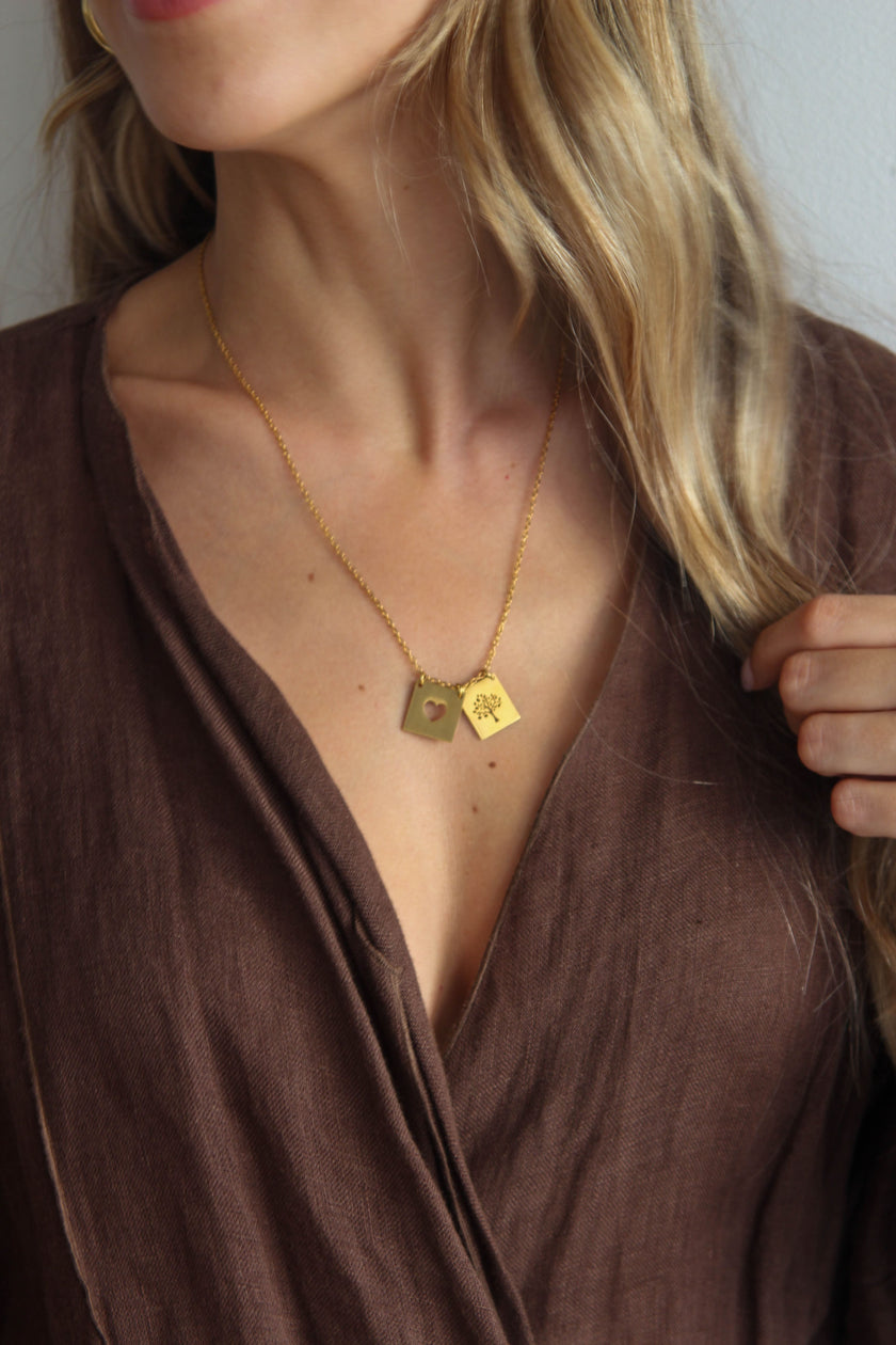 Escapulário em Aço 3 em 1 com Árvore da Vida e Coração