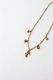 Charm Necklace Minimalista com Elementos Marinhos