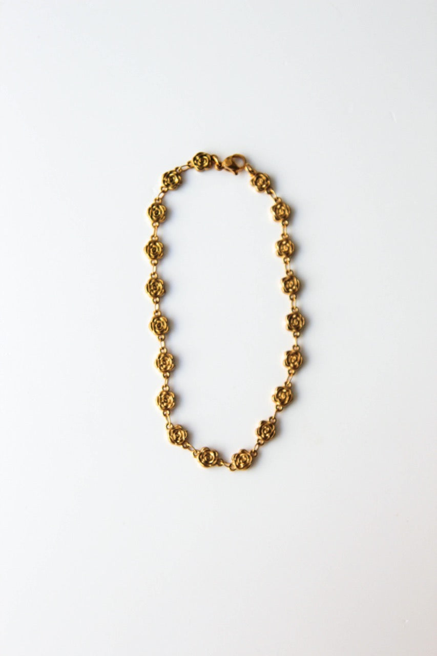 Pulseira em Aço de Pé com Rosas