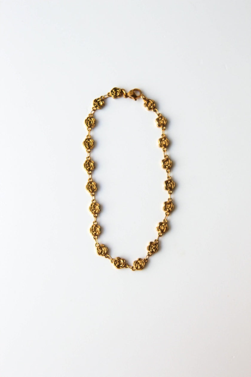 Pulseira em Aço de Pé com Rosas