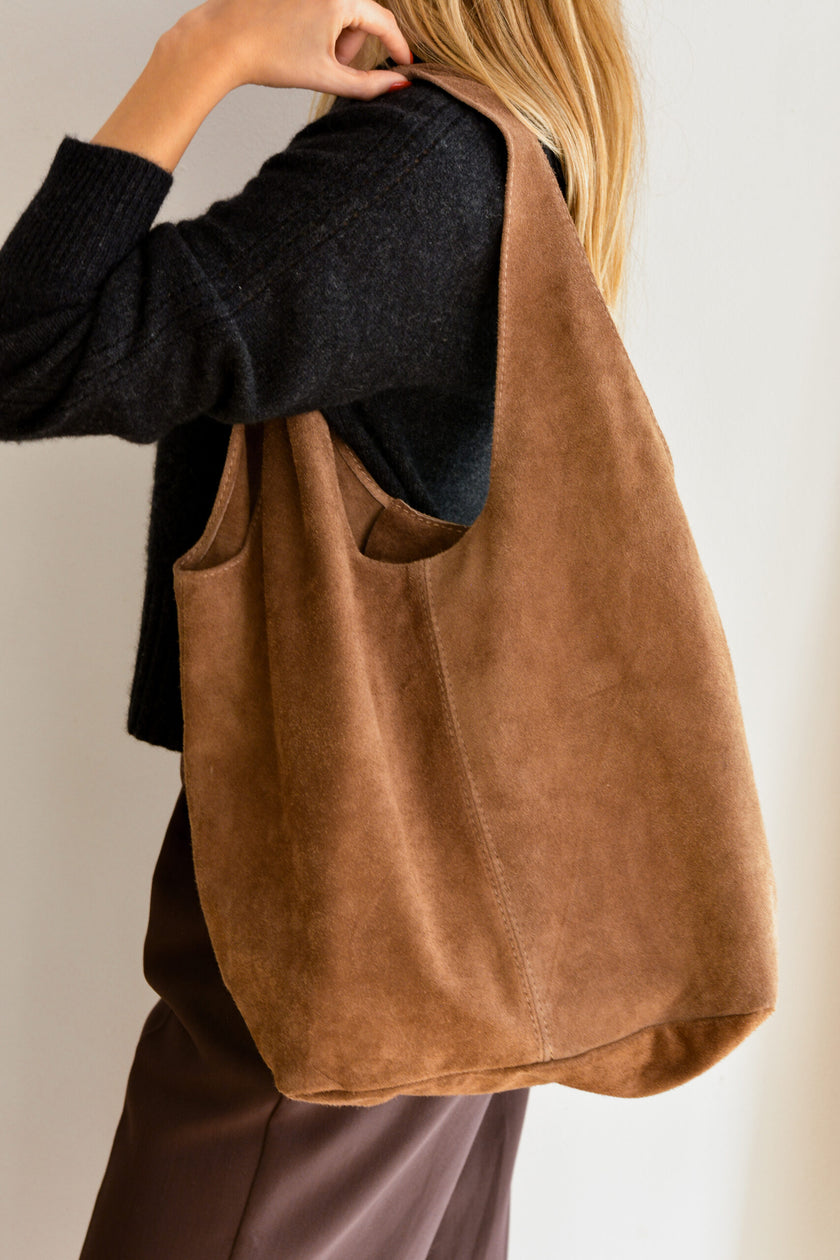 Mala Grande em Pele Castanha