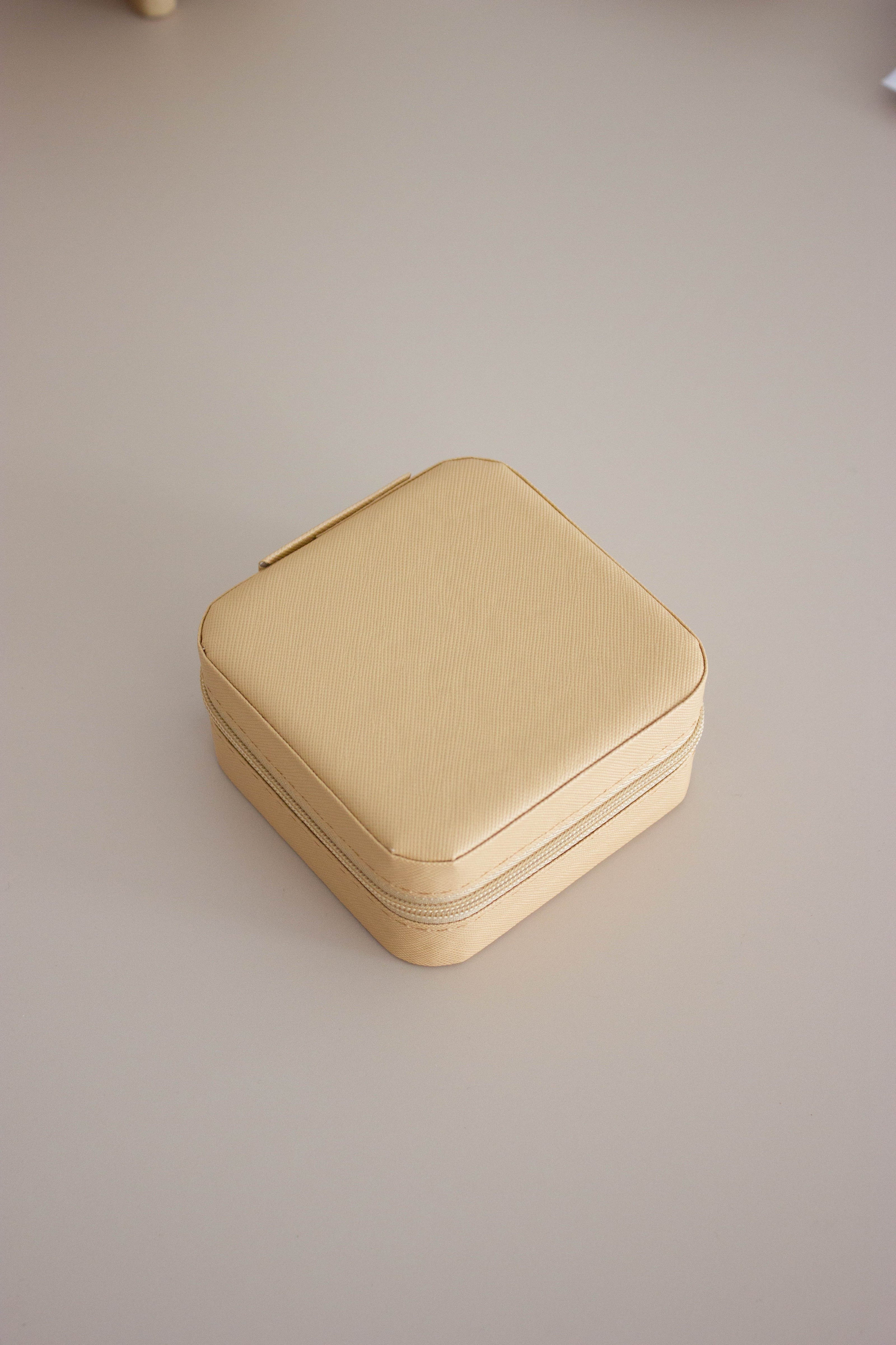 Porta-Jóias de Viagem Bege